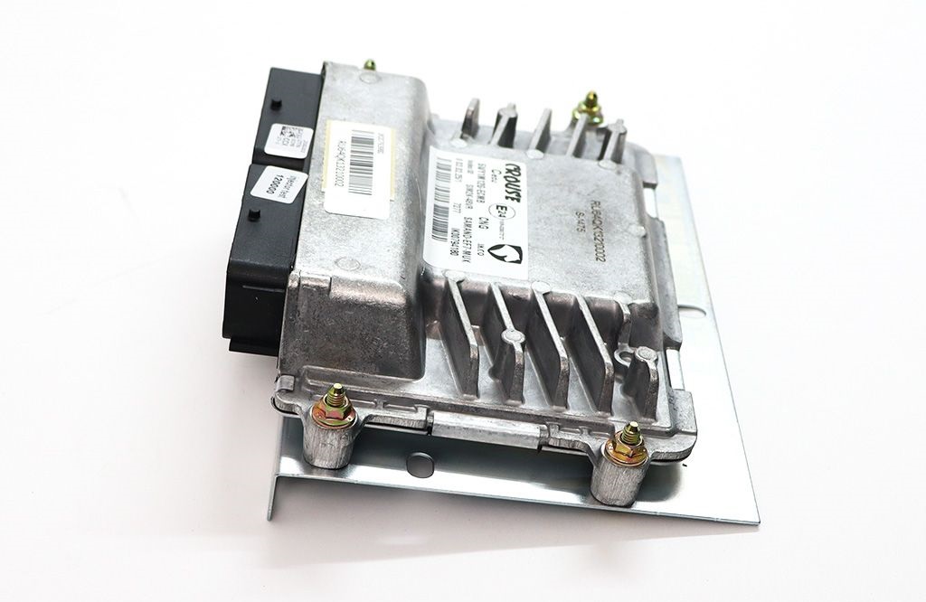 جعبه الکترونیکی یا ای سی یو (کنترل یونیت ECU) یا ایسیو موتور EF7 گازسوز اعظام